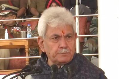J&K's 'Biz' Kids: Lt Guv Manoj Sinha Lauds 75,000 Young Entrepreneurs in Making