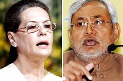 Nitish Kumar Meets Sonia Gandhi, Calls For Opposition Unity to Take on BJP