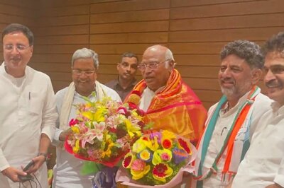 CLP Meeting in Karnataka: Congress Appoints Three Observers