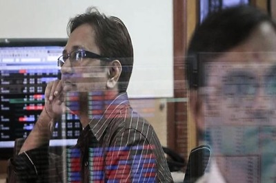 Equities Edge Higher on Value-buying; Pharma, IT Shares Spurt