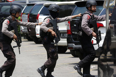 Attack in Jakarta ends, 5 terrorists killed: As it happened