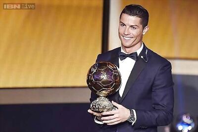 Cristiano Ronaldo wins FIFA Ballon d'Or award for 2014