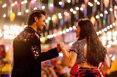Loveratri Trailer Won't be Launched Before Salman's Return from DaBangg Tour Reloaded; Find Out Why