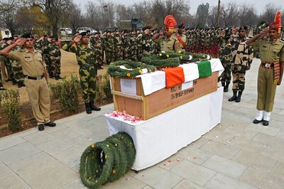 Sangli: BSF Jawan Nitin Subhash's Last Rites Held With Full State Honours