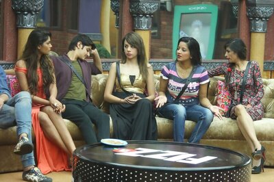 Bigg Boss 10, Day 6: Bani, Priyanka, Om Swami Leave Lopa in a Fix