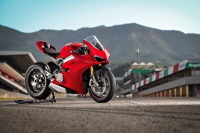 Ducati Announces First Edition of DRE Track Days for India, to be led by Alessandro Valia