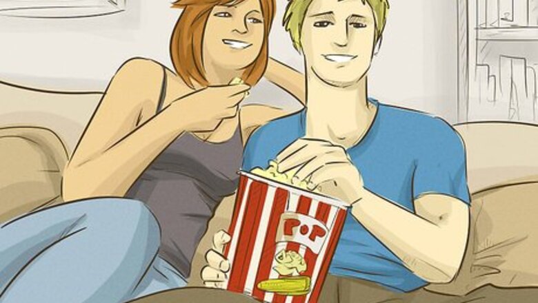 How to Get Your Boyfriend to Cuddle With You