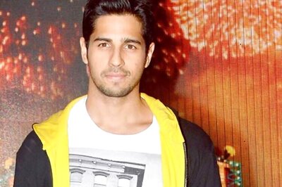 I love playing outdoor games: Siddharth Malhotra