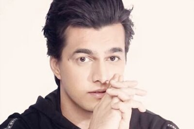 TV Star Mohsin Khan's Fans Surprise Him With Sweets