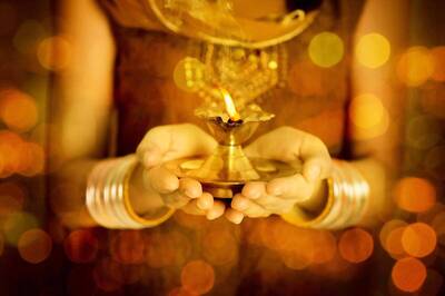 Aaj Ka Panchang, May 19, 2021: Check Out Tithi, Shubh Muhurat, Rahu Kaal and Other Details For Wednesday