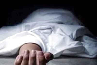 Train Hits College Van in Pakistan's Punjab Province, Killing 3, Injuring 9 Students