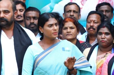 Telangana Leader Sharmila Arrested Third Time in Four Months, YSRTP Chief’s Padyatra Disrupted Again