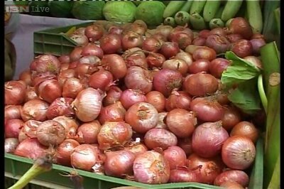 Government may ban onion exports to check price rise