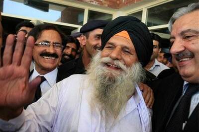 Punjab Assembly welcomes Surjeet Singh's release