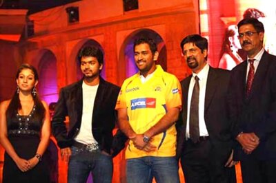 MS Dhoni To Turn Producer in Kollywood, Joins Hands With Nayanthara For Maiden Film