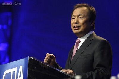 Samsung's co-CEO J K Shin gets double the amount of pay in 2014