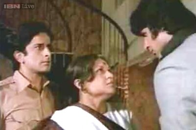 Mere paas maa hai: 20 truly dramatic dialogues that form the lifeblood of Bollywood's long-suffering mothers