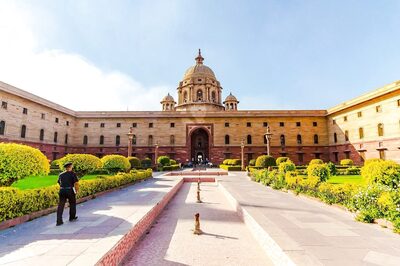 2.25 Lakh Indian Nationals Renounce Citizenship in 2022, 83 Defence Personnel in Pak's Custody: MEA