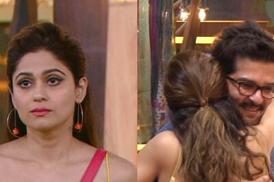 Bigg Boss OTT Day 39: Raqesh Bapat Trims Shamita Shetty's Hair; Contestants Shred Memories of Their Journey