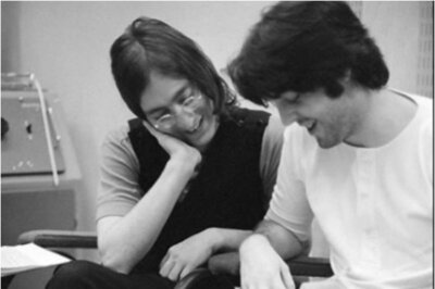 Paul McCartney Shares Throwback Pic with John Lennon on His Birth Anniversary