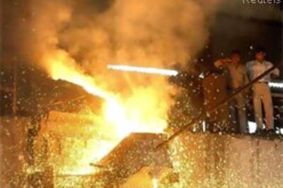 Highlights of Pranab's Economic Survey 2010