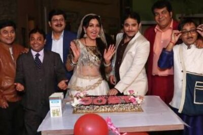 Bhabiji Ghar Par Hain Completes 1500 Episodes, Shubhangi Atre, Aasif Sheikh and Others Celebrate