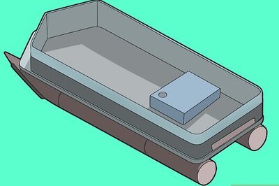 How to Construct an Overnight Pontoon Boat