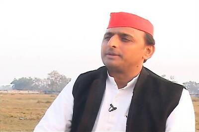 SP supporting Centre but some parties indulging in dishonest politics: Akhilesh Yadav