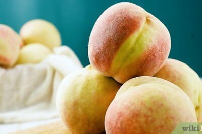 How to Make Peach Puree