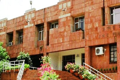 Wear Masks, Maintain Social Distance: JNU Issues COVID-19 Advisory