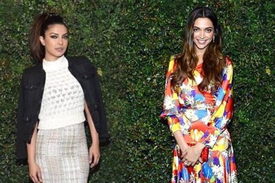 Priyanka Chopra, Deepika Padukone Turn The Heat Up At Pre-Oscar 2017 Party
