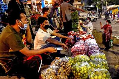 Tomato Prices Skyrocket to Rs 140/kg in Southern States Due to Rains