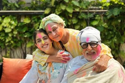 Amitabh Bachchan, Jaya Bachchan Celebrate Holi With Daughter Shweta, And Grandaughter Navya; See Viral Photos