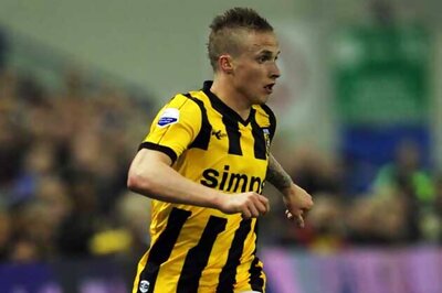 EPL: Dutch defender Buttner moves to United