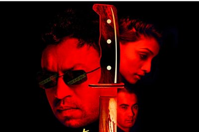 Murder at Teesri Manzil 302 Review: Late Irrfan Khan Lights Up the Screen with His Charming Presence