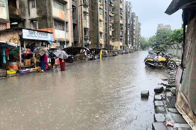 Man Electrocuted, Building Plaster Falls as Heavy Rains Lash Maharashtra's Thane