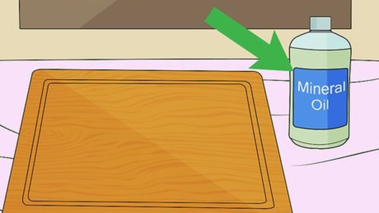 How to Maintain a Wood Cutting Board