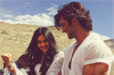 Fan Asks Vidyut Jammwal If He And Adah Sharma Are Just Friends; Commando Star Says 'Not At All'