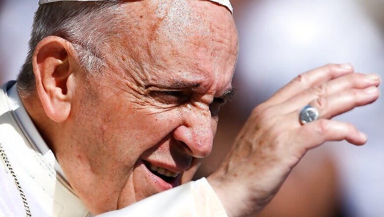 Vatican Spokesman, Deputy, Resign Over Strategy Differences