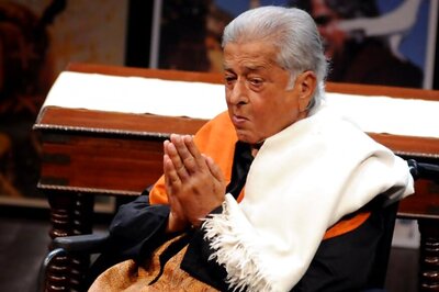 Shashi Kapoor Cremated With State Honours