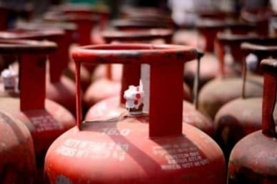 LPG Price Hike: Commercial LPG Price Surged by Rs 105. Check Rates in Your City