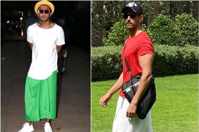 Hrithik Roshan Credits Ranveer Singh for His Towel Style Statement, Latter Calls Him 'Sax God'