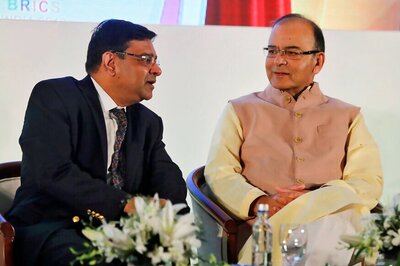 Jairam Ramesh Barb: Arun Jaitley Defends RBI Guv Urjit Patel