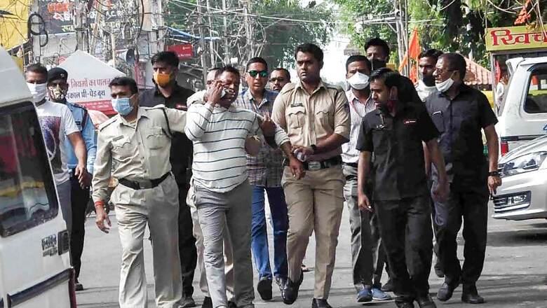 Cop Involved in Encounter of Vikas Dubey Tests Positive for Covid-19, Other Policemen to be Tested Now