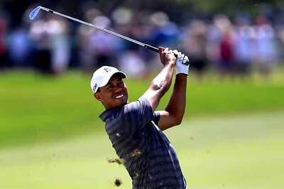 Tiger Woods struggles on Malaysia greens