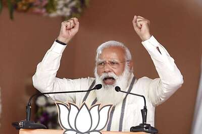 PM Modi Had a Special Request for Voters on Super Tuesday. Here's How Many Languages He Tweeted in