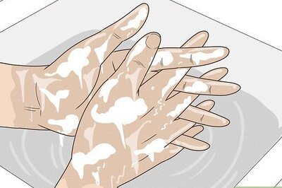 How to Get Rid of Stinky Hands: Eliminate Odors from Garlic, Fish, Gasoline, Skunks, Bleach & More