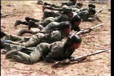 Naxals set market on fire in Bihar; 4 killed