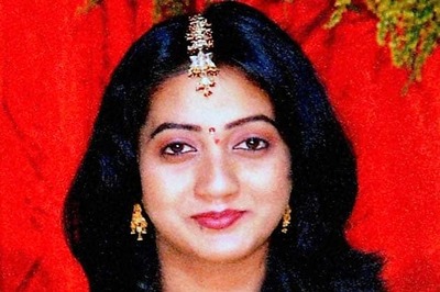 Savita death: MEA summons Irish envoy after row over abortion