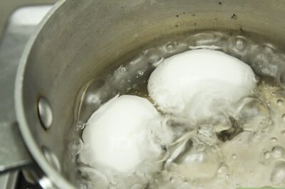 How to Write on Easter Eggs